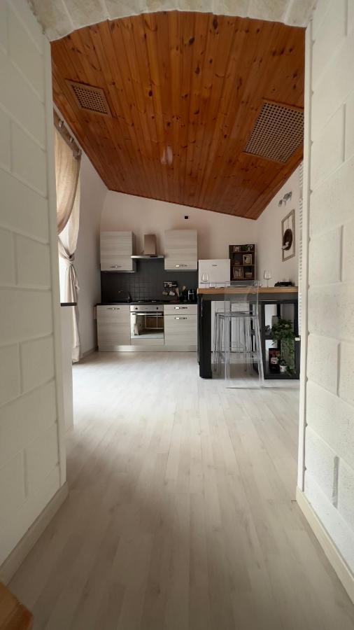Bed and Breakfast Gilu' Adelfia Екстер'єр фото