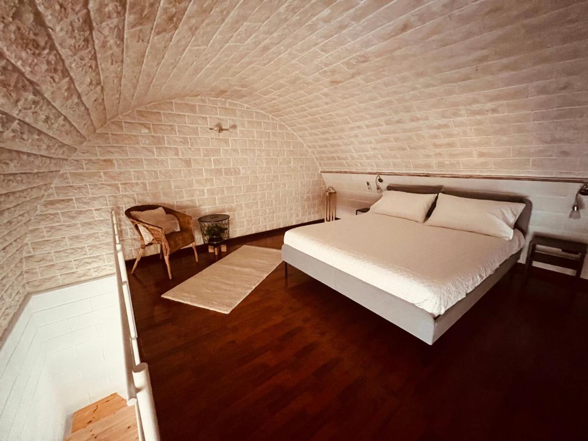 Bed and Breakfast Gilu' Adelfia Екстер'єр фото
