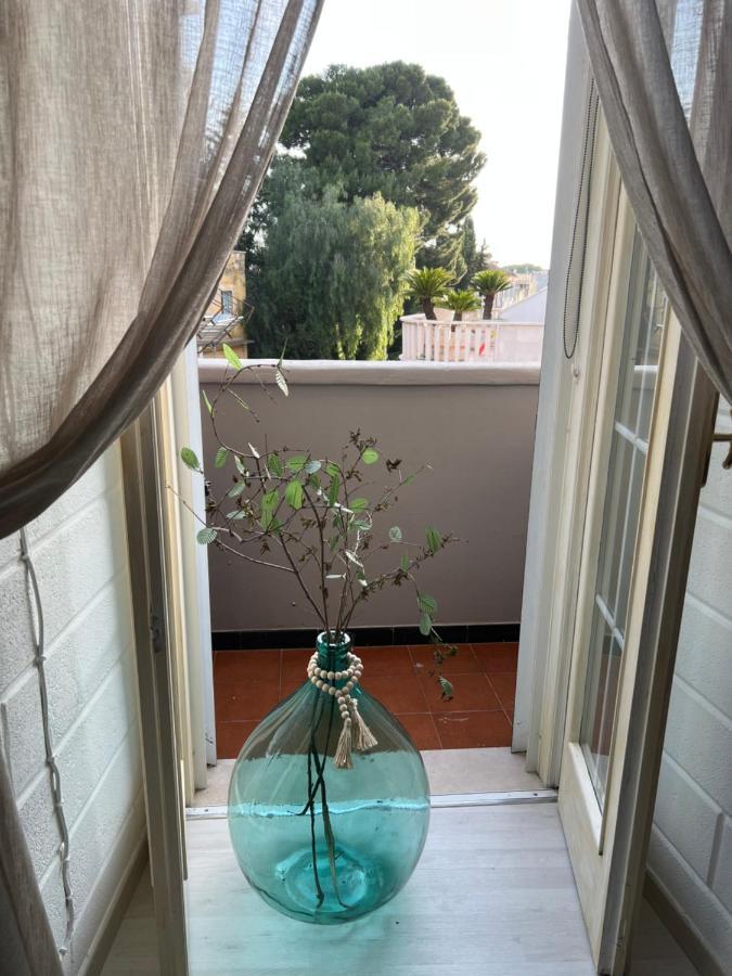 Bed and Breakfast Gilu' Adelfia Екстер'єр фото